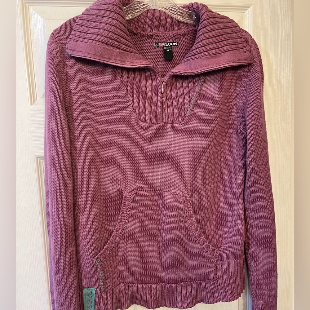 Volcom Medium mauve purple sweater